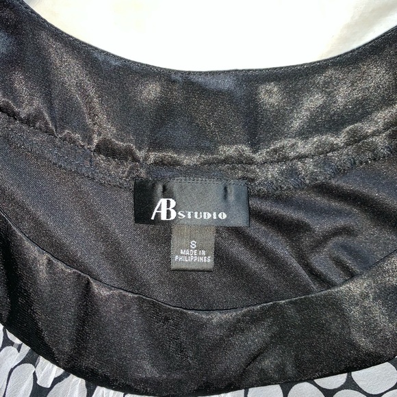 Polka dot tank top - Picture 2 of 2